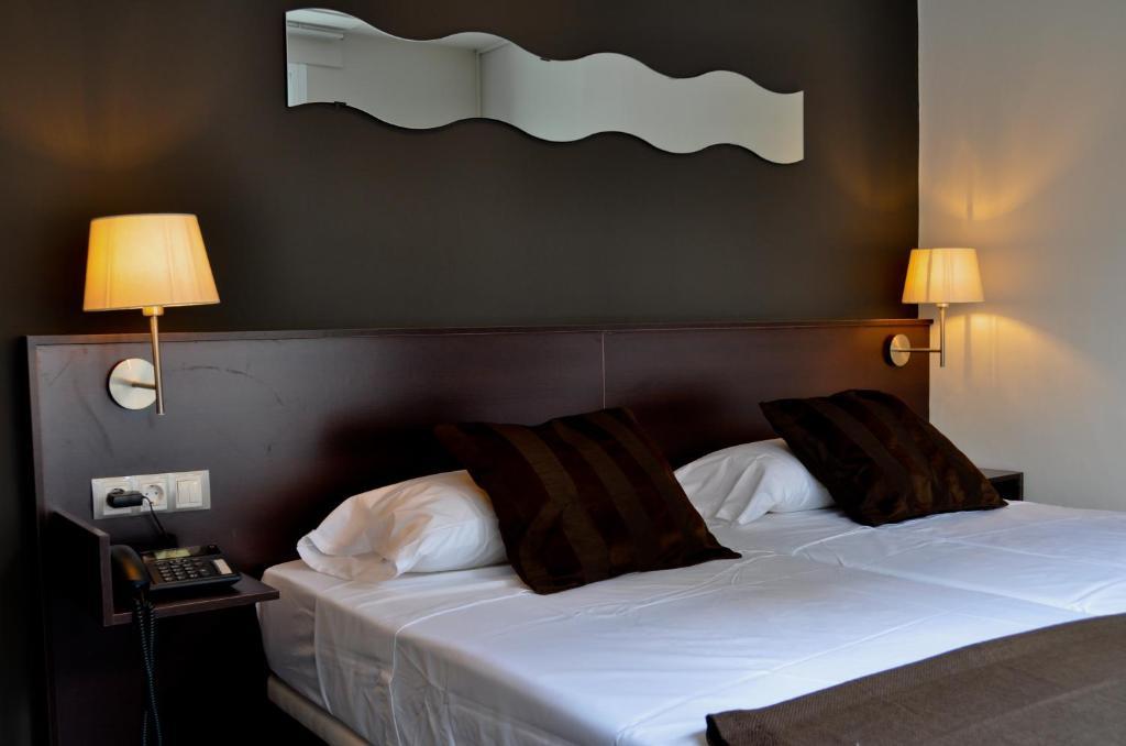 Hostal La Rotonda Ourense Zimmer foto
